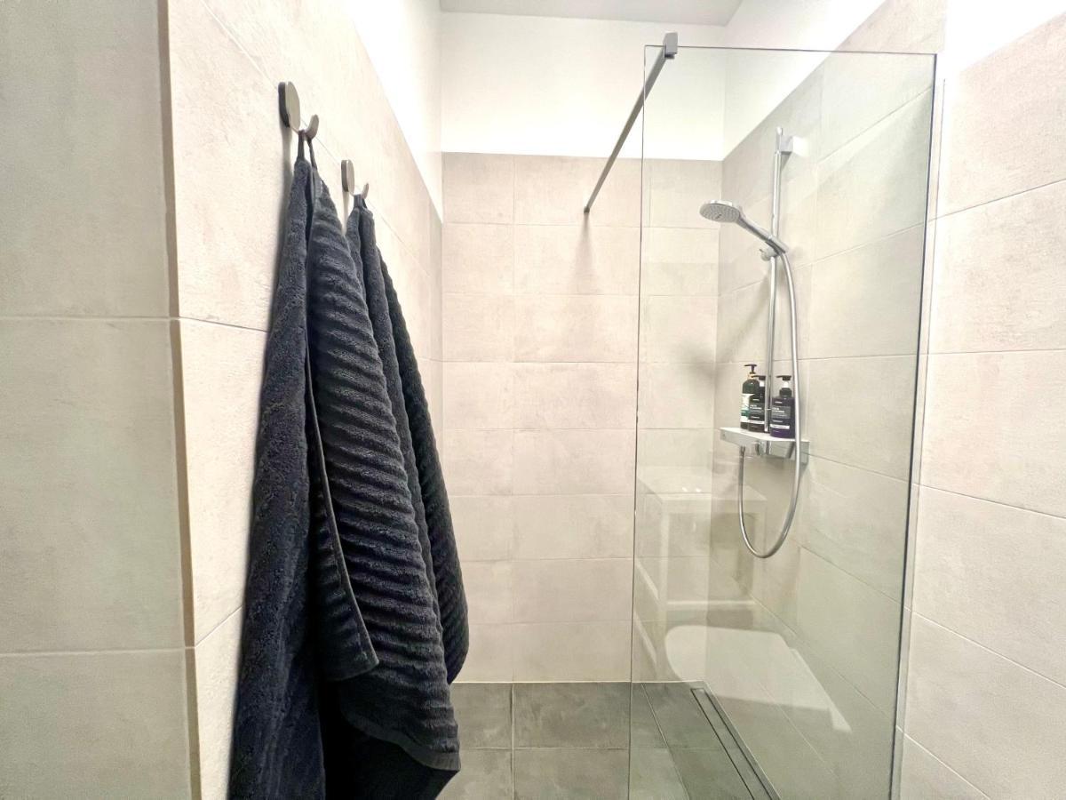 Stylish New Apartment In Riga Old Town - City Centre, Self Check-In, Walkable To Major Attractions Exteriér fotografie